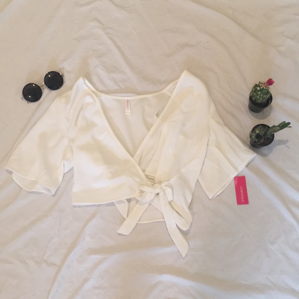 Target Xhilaration white front tie blouse